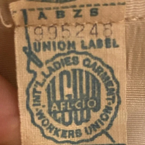 Vintage 50s Gold Lamé Cocktail Dress - Label is size 10 - Picture 8 of 11